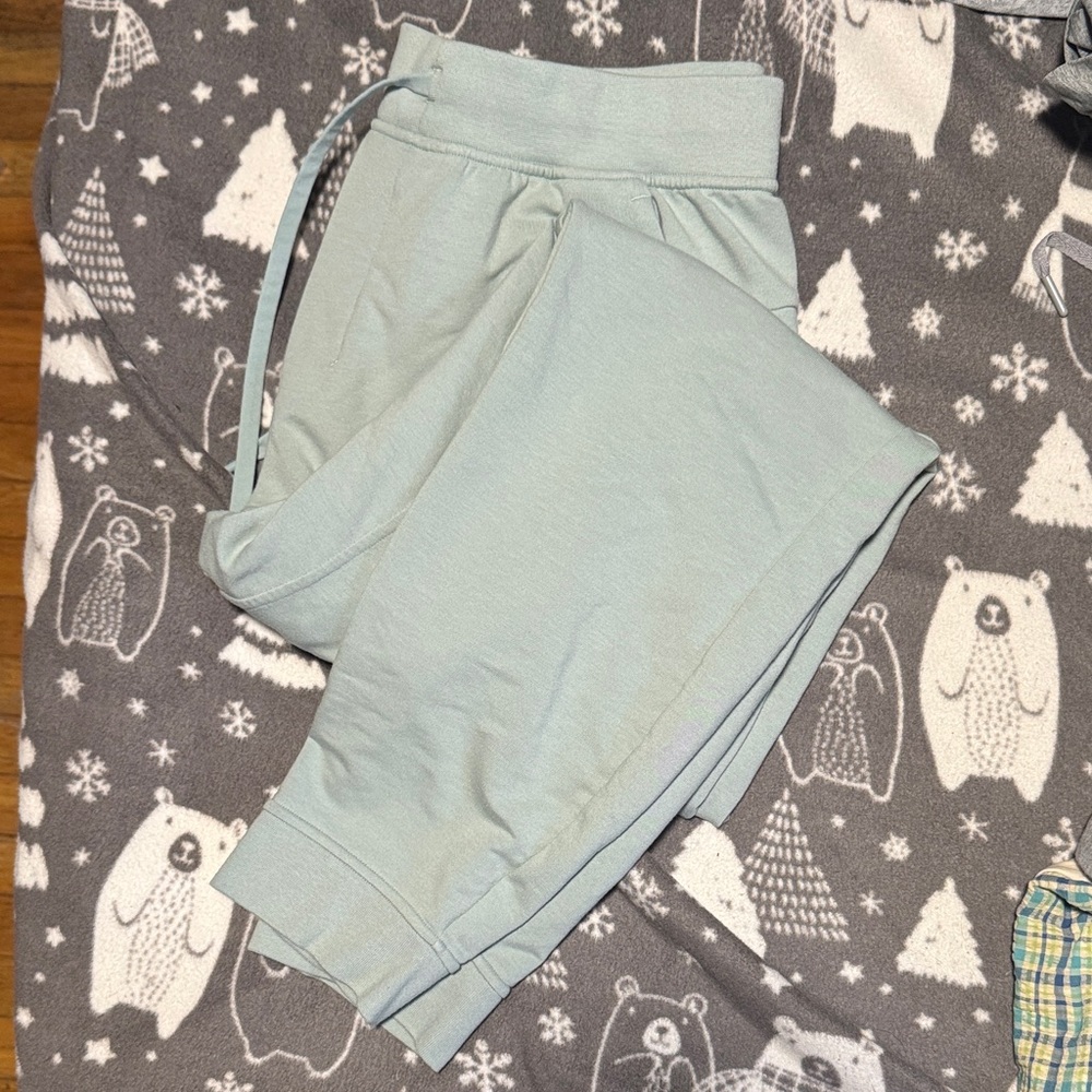 Men’s Lululemon joggers